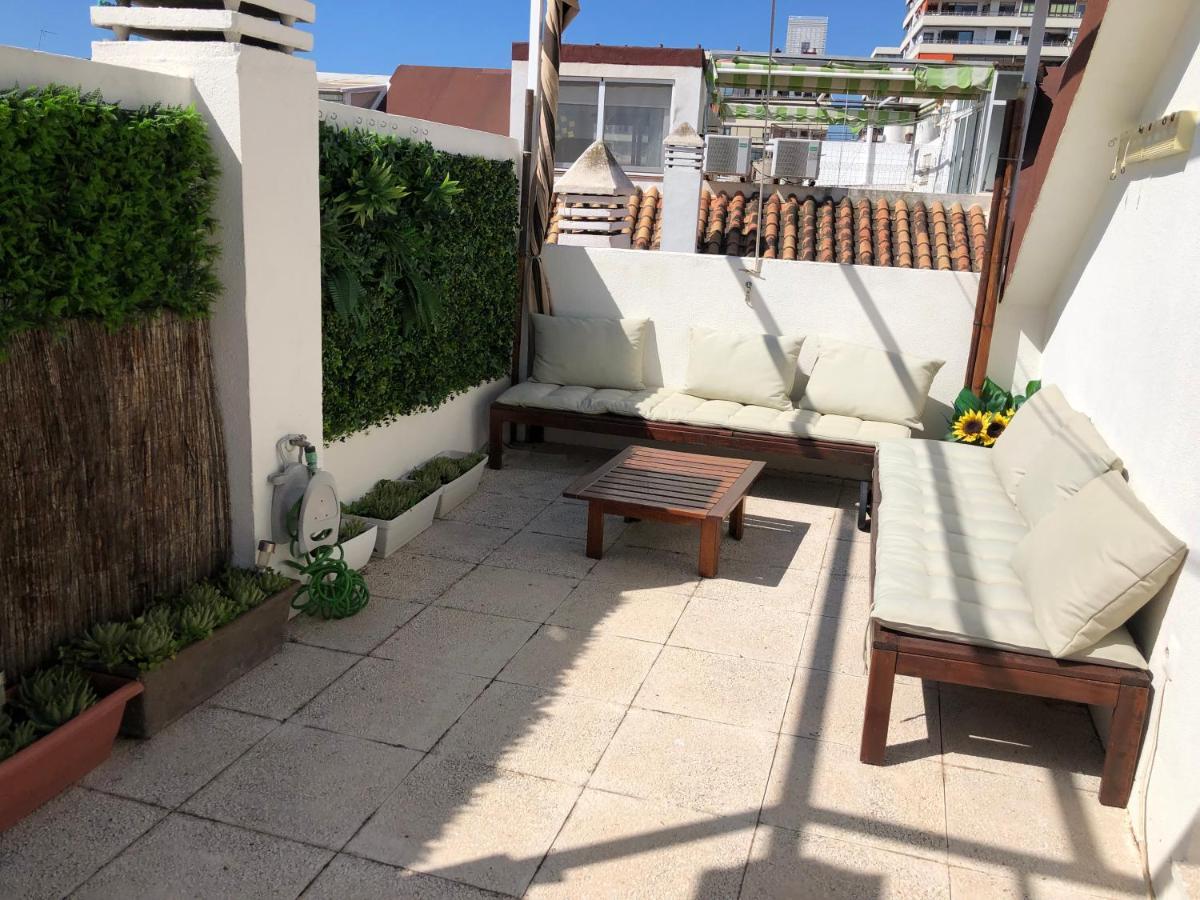 El Cortijuelo. Magnificent Triplex Terraced House With Rooftop Of 18M2, Overlooking The Sea. Parking Torremolinos Exteriér fotografie