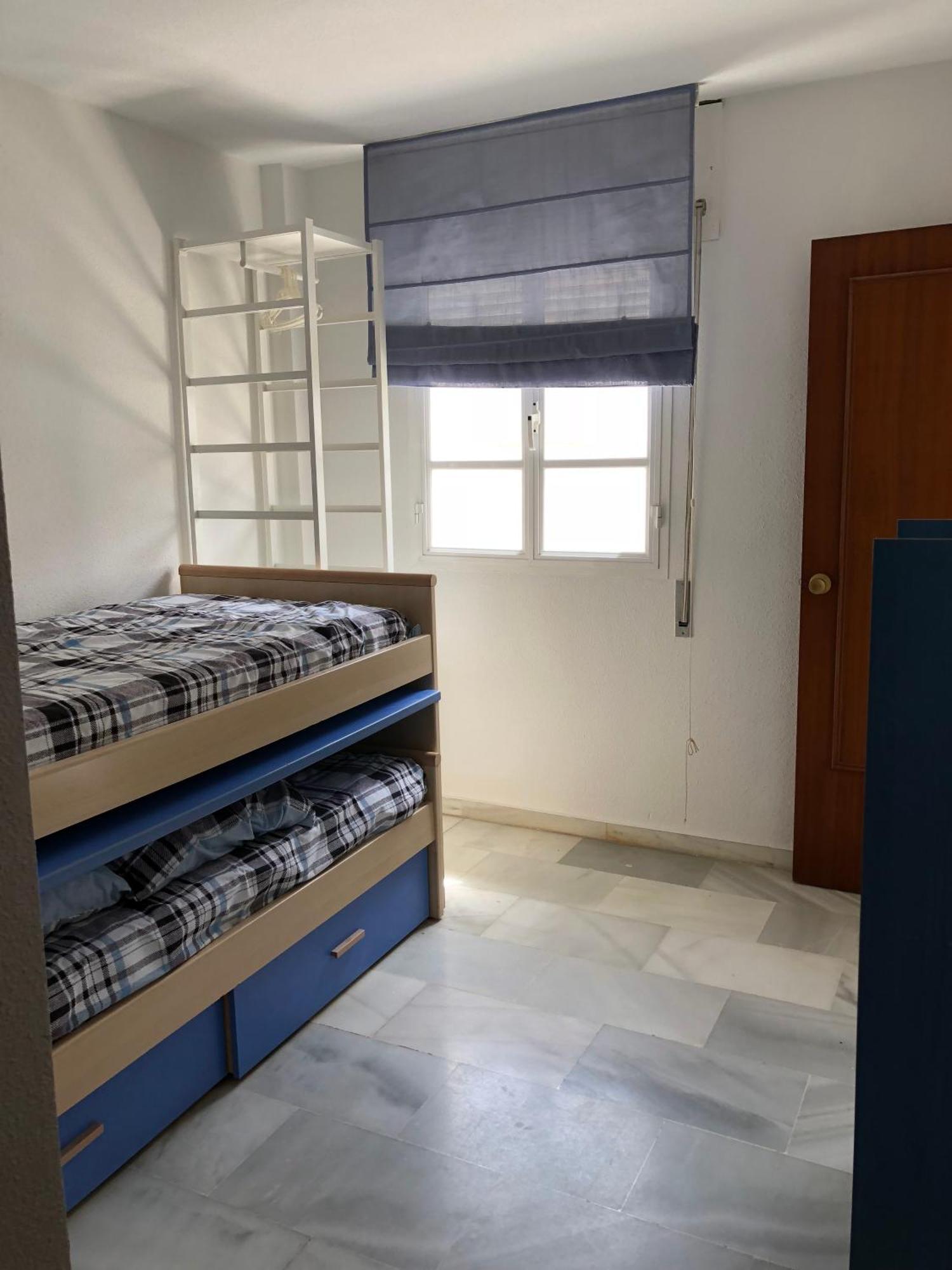 El Cortijuelo. Magnificent Triplex Terraced House With Rooftop Of 18M2, Overlooking The Sea. Parking Torremolinos Exteriér fotografie