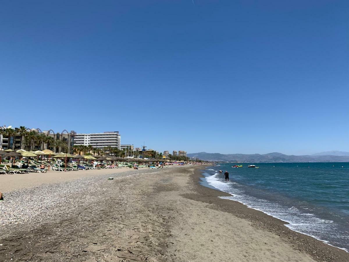 El Cortijuelo. Magnificent Triplex Terraced House With Rooftop Of 18M2, Overlooking The Sea. Parking Torremolinos Exteriér fotografie